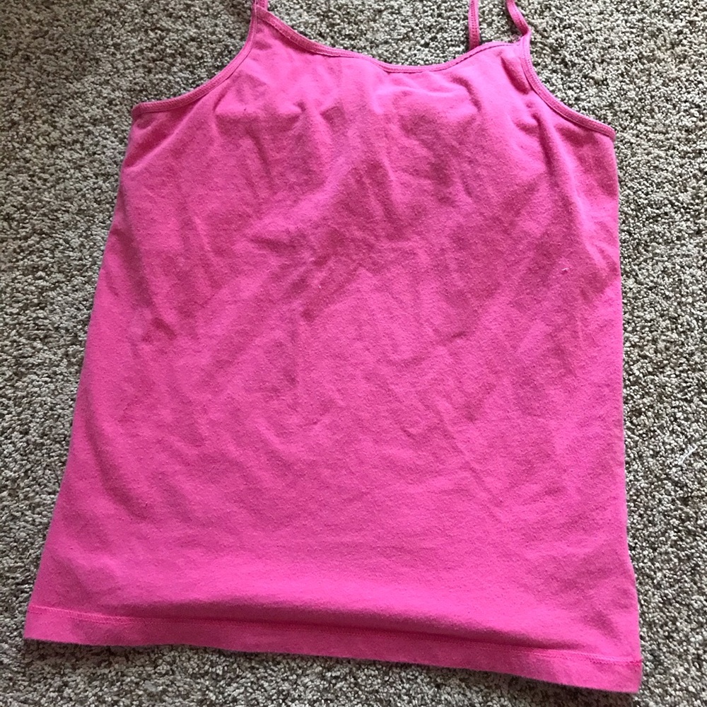 pink tank top